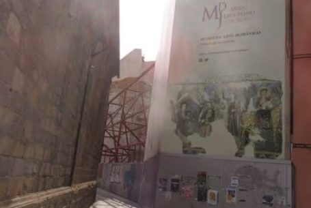 Se vende terreno en el centro histórico de jaca